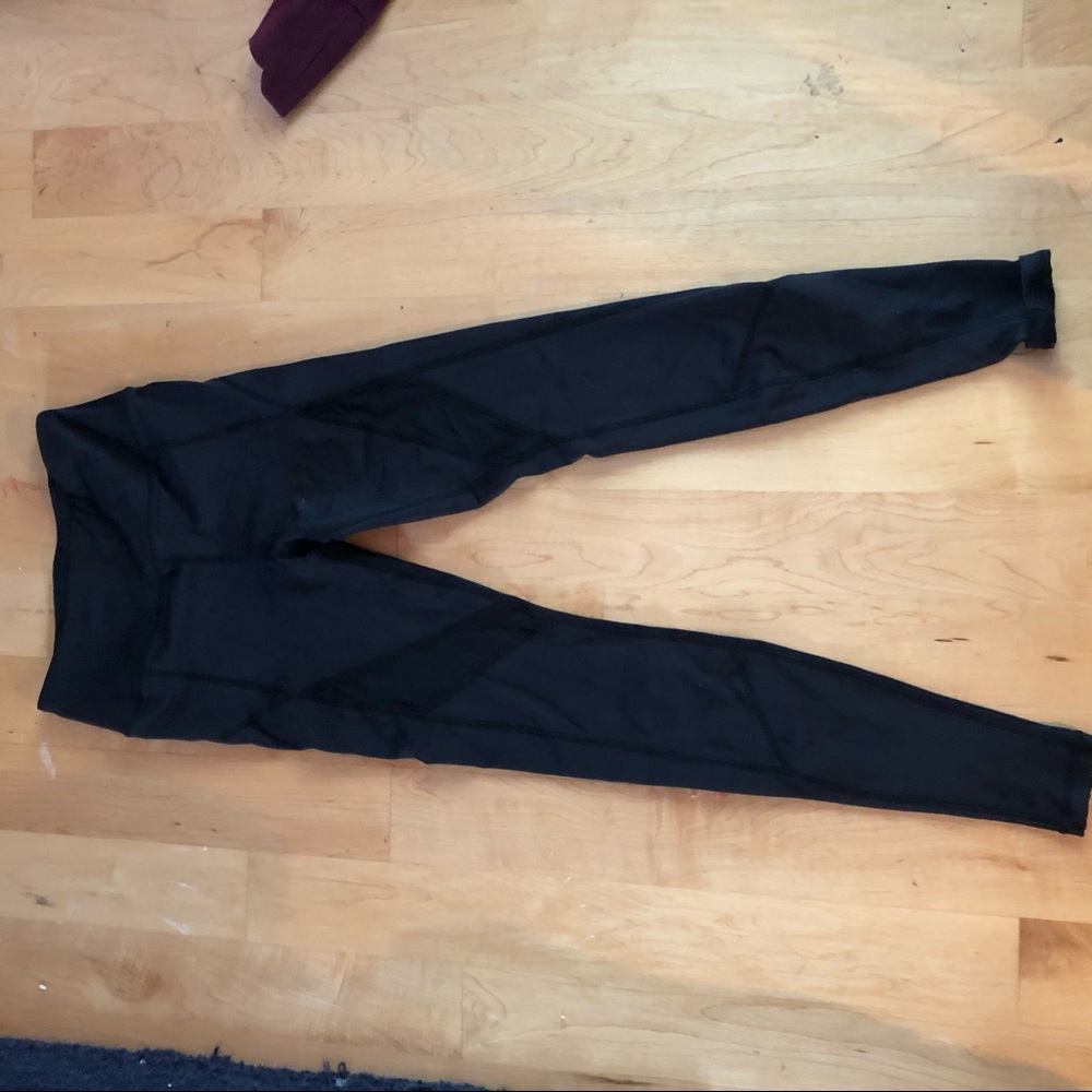Black workout leggings